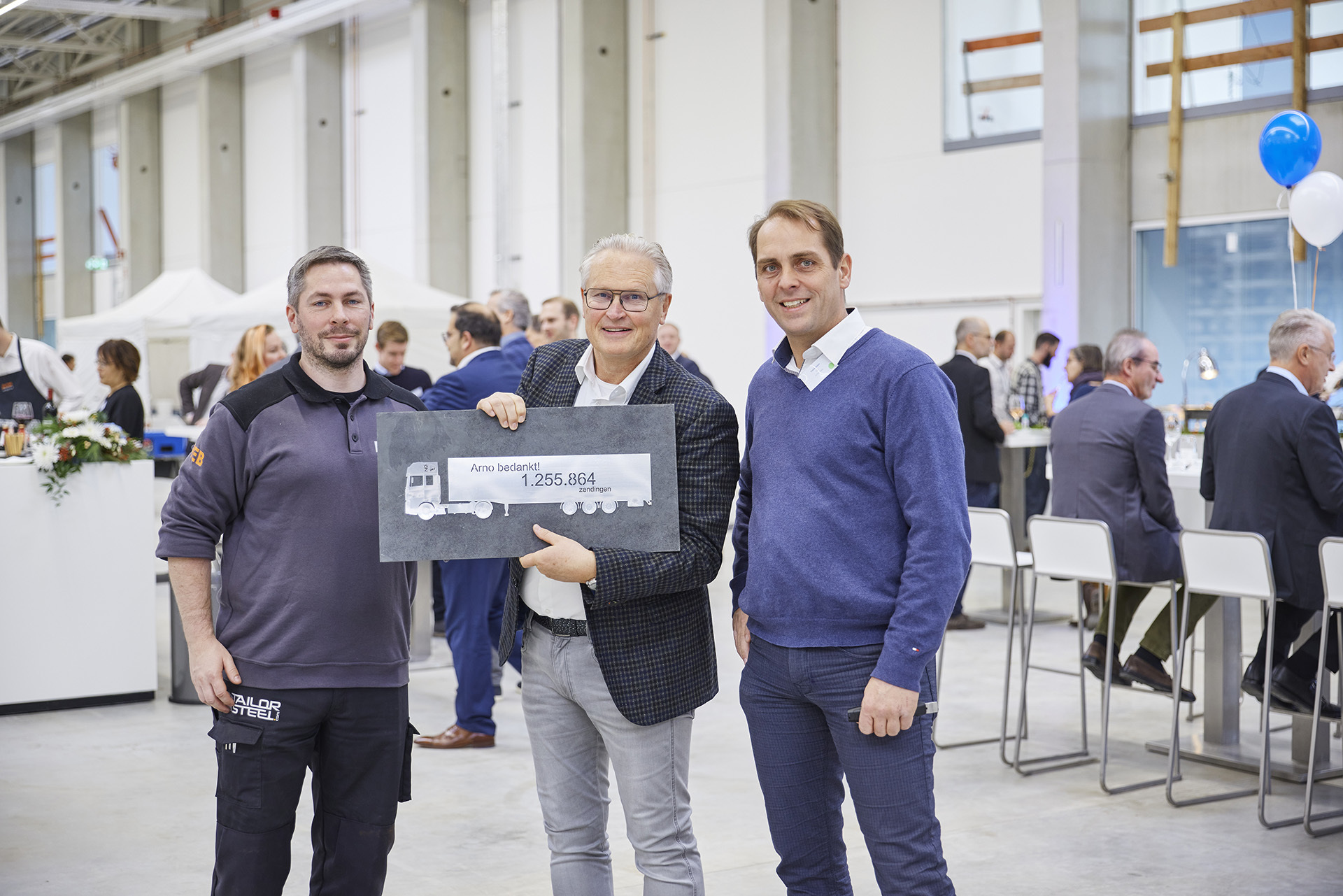 Ook bij 247TailorSteel werd bij Arno's afscheid stilgestaan.